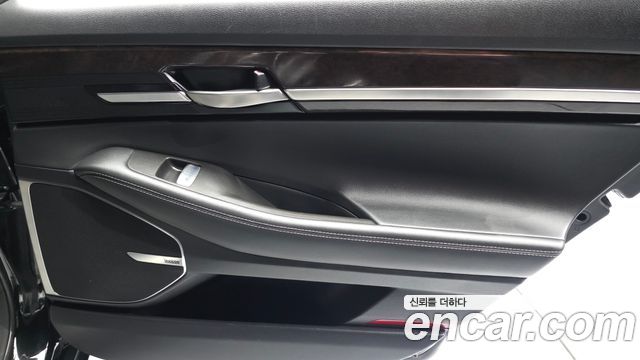 Genesis EQ900 3.3 T-GDI AWD Luxury 2016 — фото 25