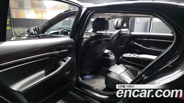 Genesis EQ900 3.3 T-GDI AWD Luxury 2016 — фото 26