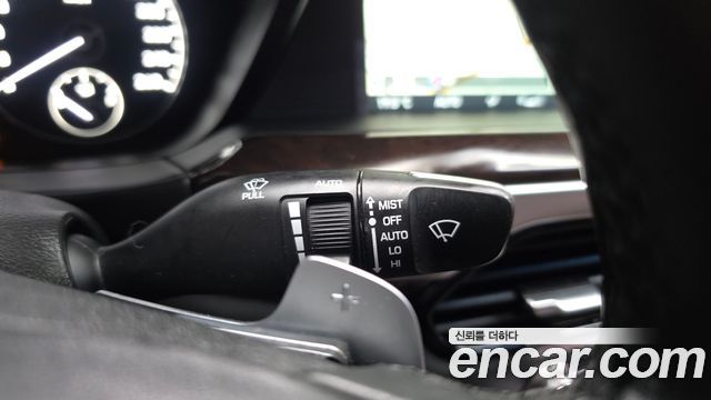 Genesis EQ900 3.3 T-GDI AWD Luxury 2016 — фото 30