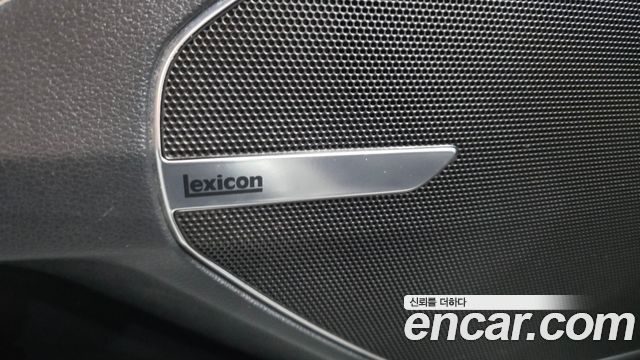 Genesis EQ900 3.3 T-GDI AWD Luxury 2016 — фото 35
