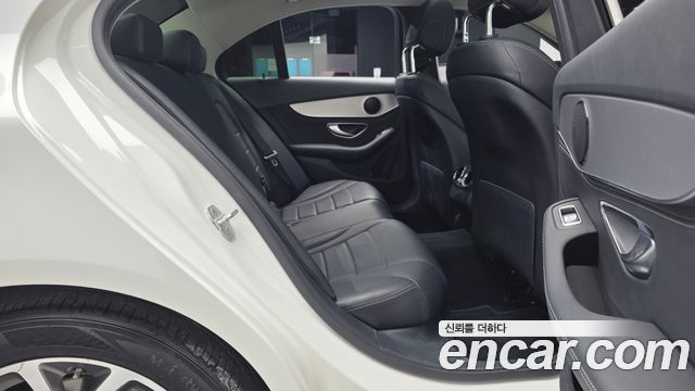 Mercedes-Benz C-Class (W205) C200 Avantgarde 2016 — фото 16