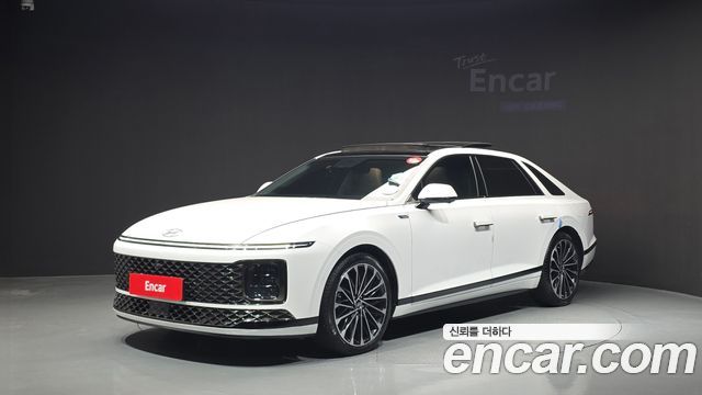 Hyundai Grandeur Hybrid (GN7) Calligraphy 2023 — фото 1