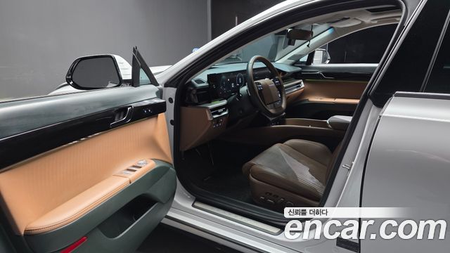Hyundai Grandeur Hybrid (GN7) Calligraphy 2023 — фото 10