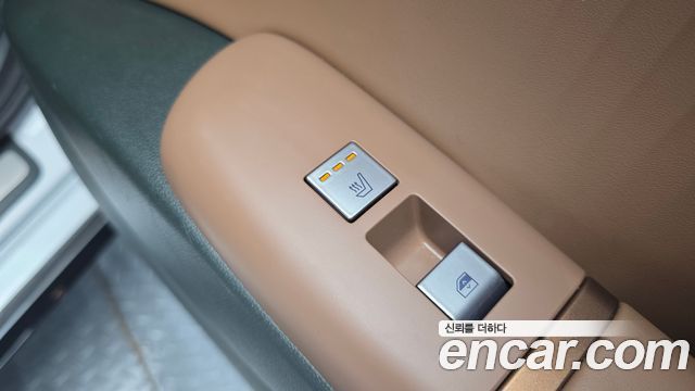 Hyundai Grandeur Hybrid (GN7) Calligraphy 2023 — фото 18