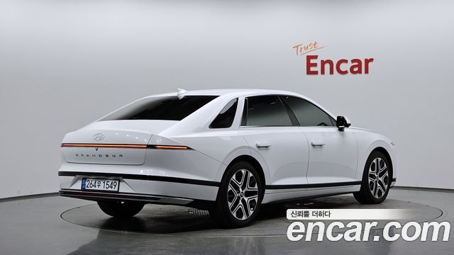 Hyundai Grandeur Hybrid (GN7) Exclusive 2023 — фото 2