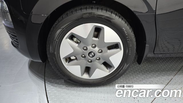 Hyundai Staria Tourer 11-Seater Modern 2025 — фото 5