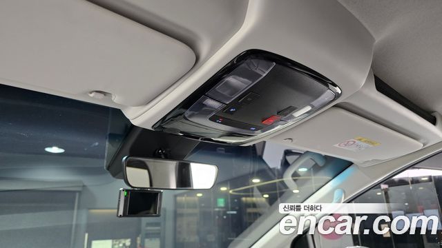 Hyundai Staria Tourer 11-Seater Modern 2025 — фото 24