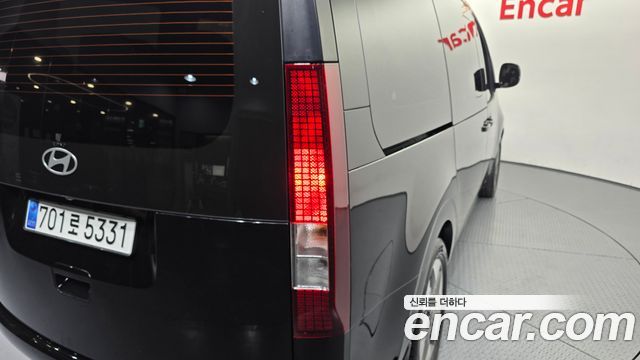 Hyundai Staria Tourer 11-Seater Modern 2025 — фото 29