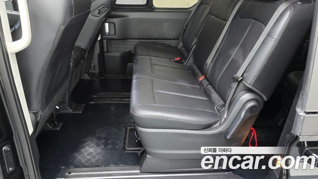 Hyundai Staria Tourer 11-Seater Modern 2025 — фото 32