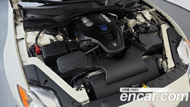 Maserati Quattroporte S Q4 3.0 V6 2014 — фото 6