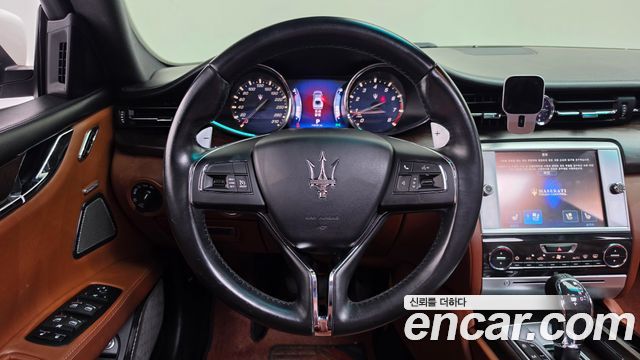Maserati Quattroporte S Q4 3.0 V6 2014 — фото 13