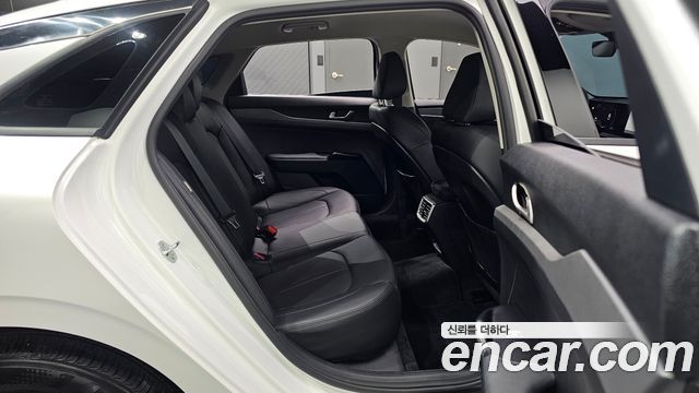 Kia K5 (III) 2.0 Prestige 2024 — фото 11