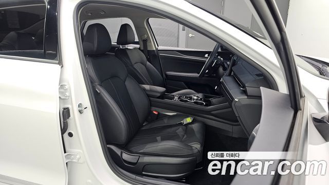 Kia K5 (III) 2.0 Prestige 2024 — фото 26