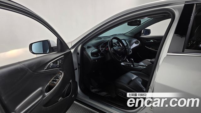 Chevrolet Malibu 2.0 Turbo LTZ Premium 2017 — фото 10