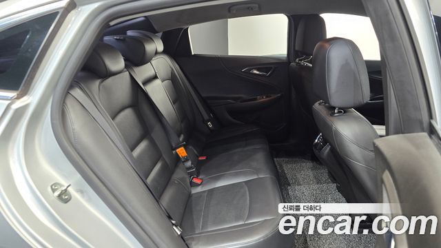 Chevrolet Malibu 2.0 Turbo LTZ Premium 2017 — фото 11