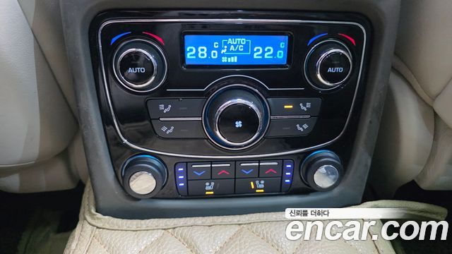 Jaguar XJ 3.0D Premium Luxury LWB X351 2016 — фото 18