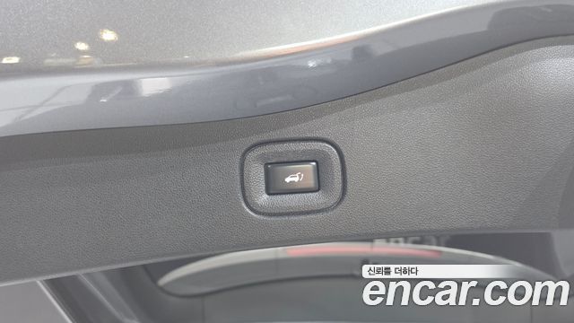 Renault Korea QM6 2.0 GDe LE Signature 2WD 2022 — фото 31