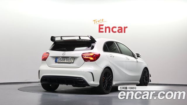 Mercedes-Benz A-Class (W176) A45 AMG 4MATIC 2018 — фото 2