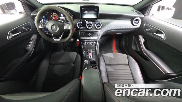 Mercedes-Benz A-Class (W176) A45 AMG 4MATIC 2018 — фото 7