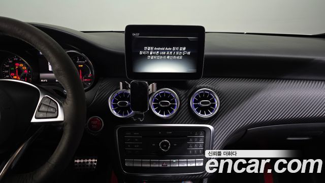 Mercedes-Benz A-Class (W176) A45 AMG 4MATIC 2018 — фото 15