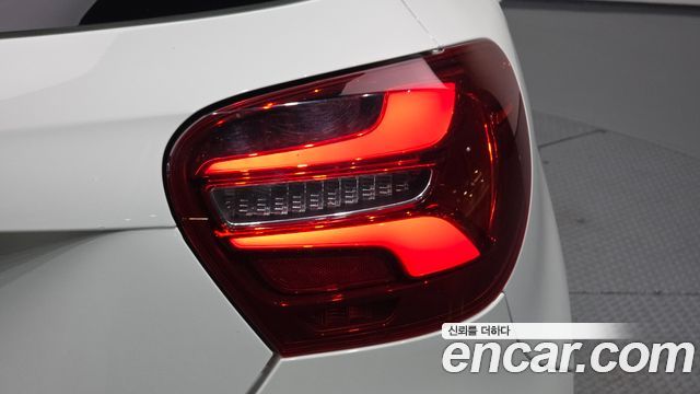 Mercedes-Benz A-Class (W176) A45 AMG 4MATIC 2018 — фото 23