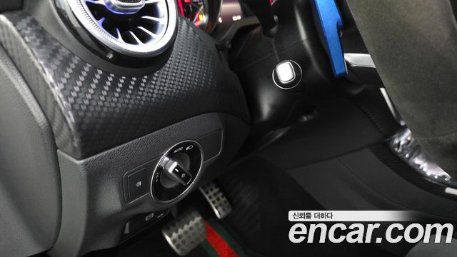 Mercedes-Benz A-Class (W176) A45 AMG 4MATIC 2018 — фото 28