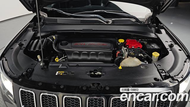 Jeep Compass (II) 2.4 Limitied AWD 2019 — фото 6