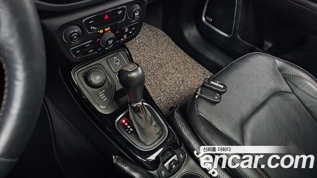 Jeep Compass (II) 2.4 Limitied AWD 2019 — фото 9