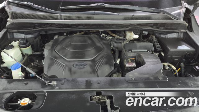 Kia Carnival Gasoline 9-Seater Noblesse Special 2019 — фото 6