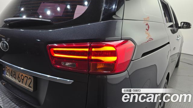 Kia Carnival Gasoline 9-Seater Noblesse Special 2019 — фото 23