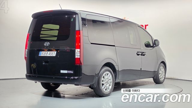 Hyundai Staria L3.5 Cargo 5-Seater Modern 2025 — фото 2