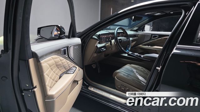 Kia K8 2.5 Gasoline 2WD Signature 2023 — фото 10