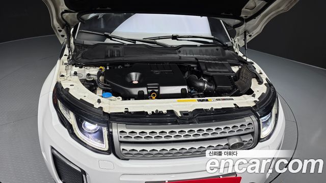 Land Rover Range Rover Evoque 2.0 TD4 SE Dynamic Convertible 2018 — фото 6