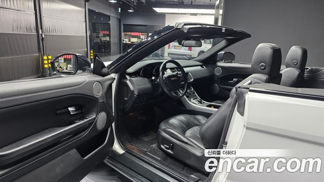 Land Rover Range Rover Evoque 2.0 TD4 SE Dynamic Convertible 2018 — фото 10