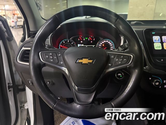 Chevrolet Equinox 2WD Premier 2018 — фото 9