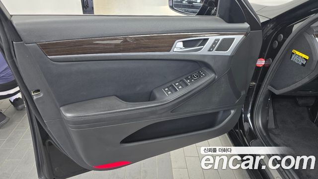 Genesis G80 3.3 GDI Luxury 2019 — фото 24