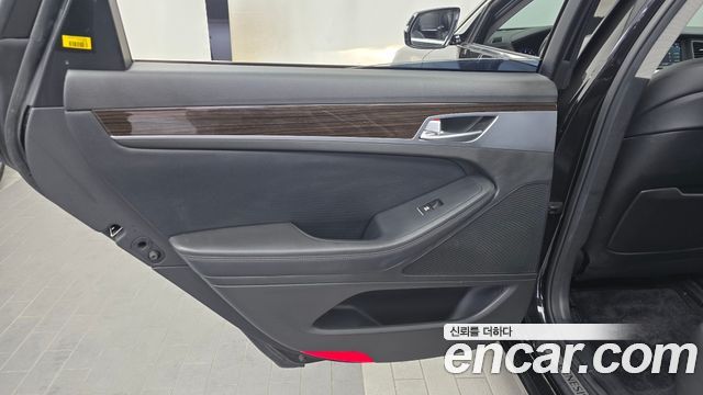 Genesis G80 3.3 GDI Luxury 2019 — фото 25