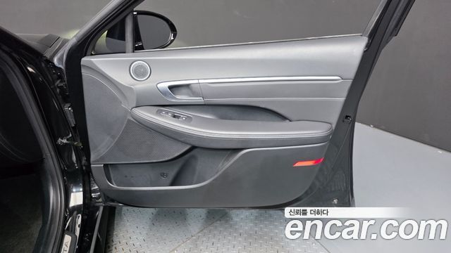 Hyundai Sonata (DN8) 1.6 Turbo Premium Plus 2022 — фото 25
