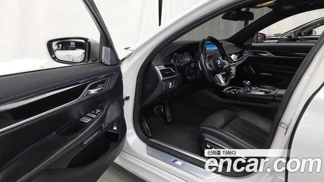 BMW 7 Series (G11) 750Li xDrive 2016 — фото 10