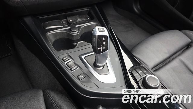 BMW 1 Series (F20) 118d Sport 5Door 2017 — фото 9