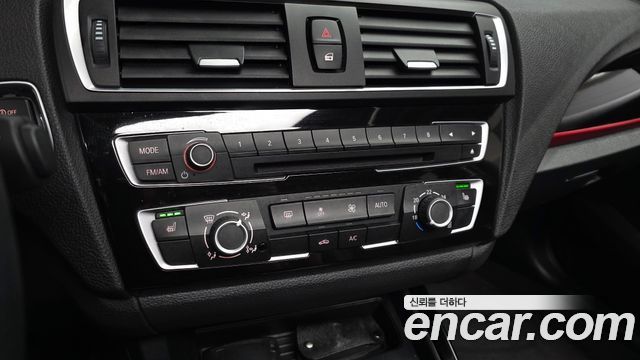 BMW 1 Series (F20) 118d Sport 5Door 2017 — фото 22