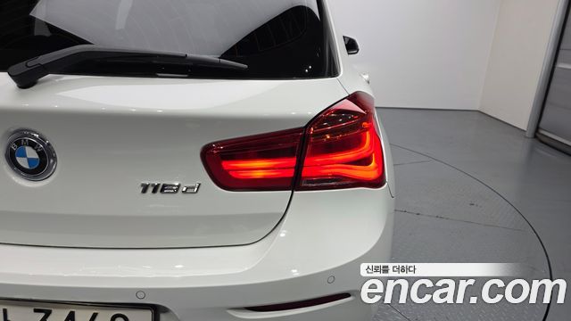 BMW 1 Series (F20) 118d Sport 5Door 2017 — фото 29