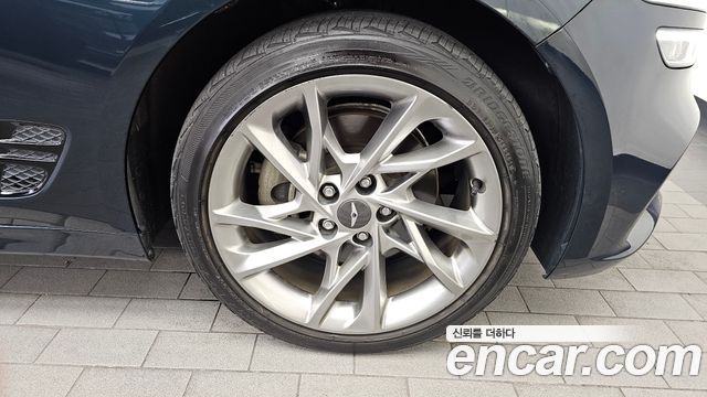 Genesis G70 Gasoline 2.0T 4WD 2022 — фото 5