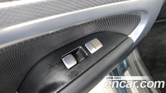 Genesis G70 Gasoline 2.0T 4WD 2022 — фото 23