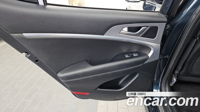 Genesis G70 Gasoline 2.0T 4WD 2022 — фото 31