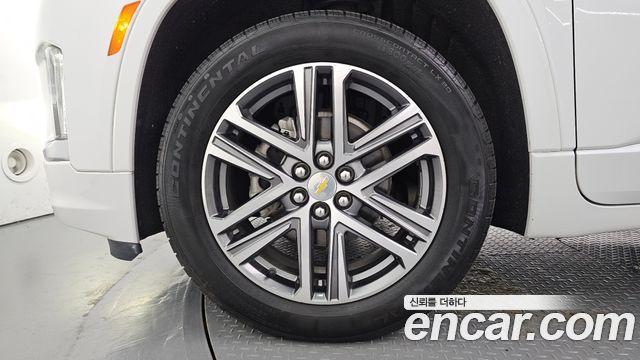 Chevrolet Traverse 3.6 AWD Hi Country 2023 — фото 5
