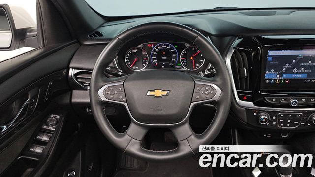 Chevrolet Traverse 3.6 AWD Hi Country 2023 — фото 12