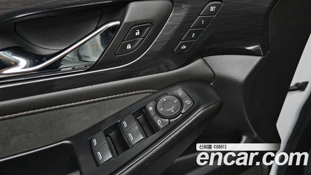 Chevrolet Traverse 3.6 AWD Hi Country 2023 — фото 18