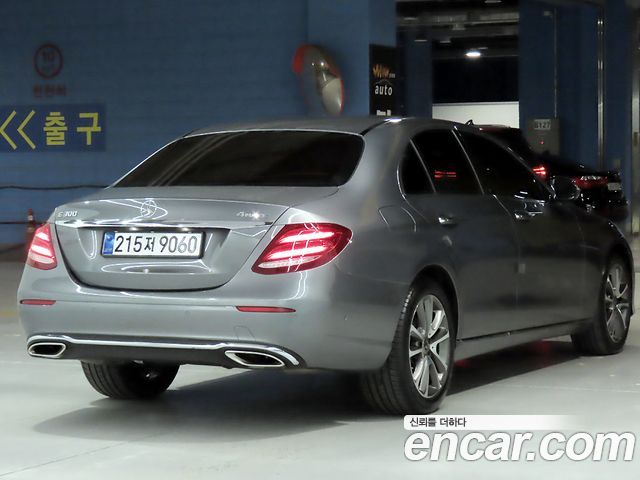 Mercedes-Benz E-Class (W213) E300 4MATIC Avnatgarde 2019 — фото 2