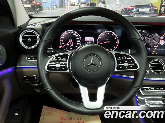 Mercedes-Benz E-Class (W213) E300 4MATIC Avnatgarde 2019 — фото 19